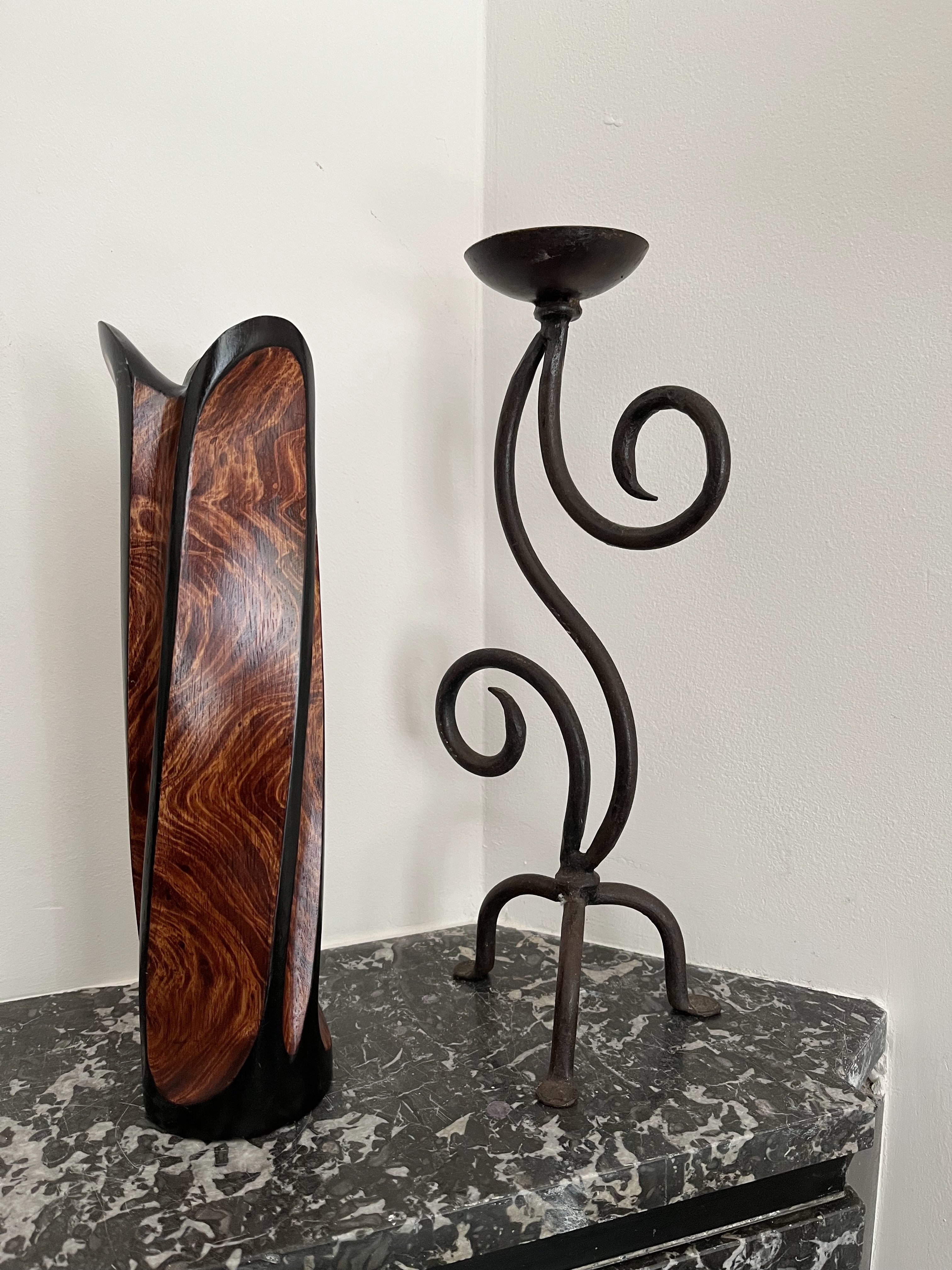 SWIRL CANDLE HOLDER