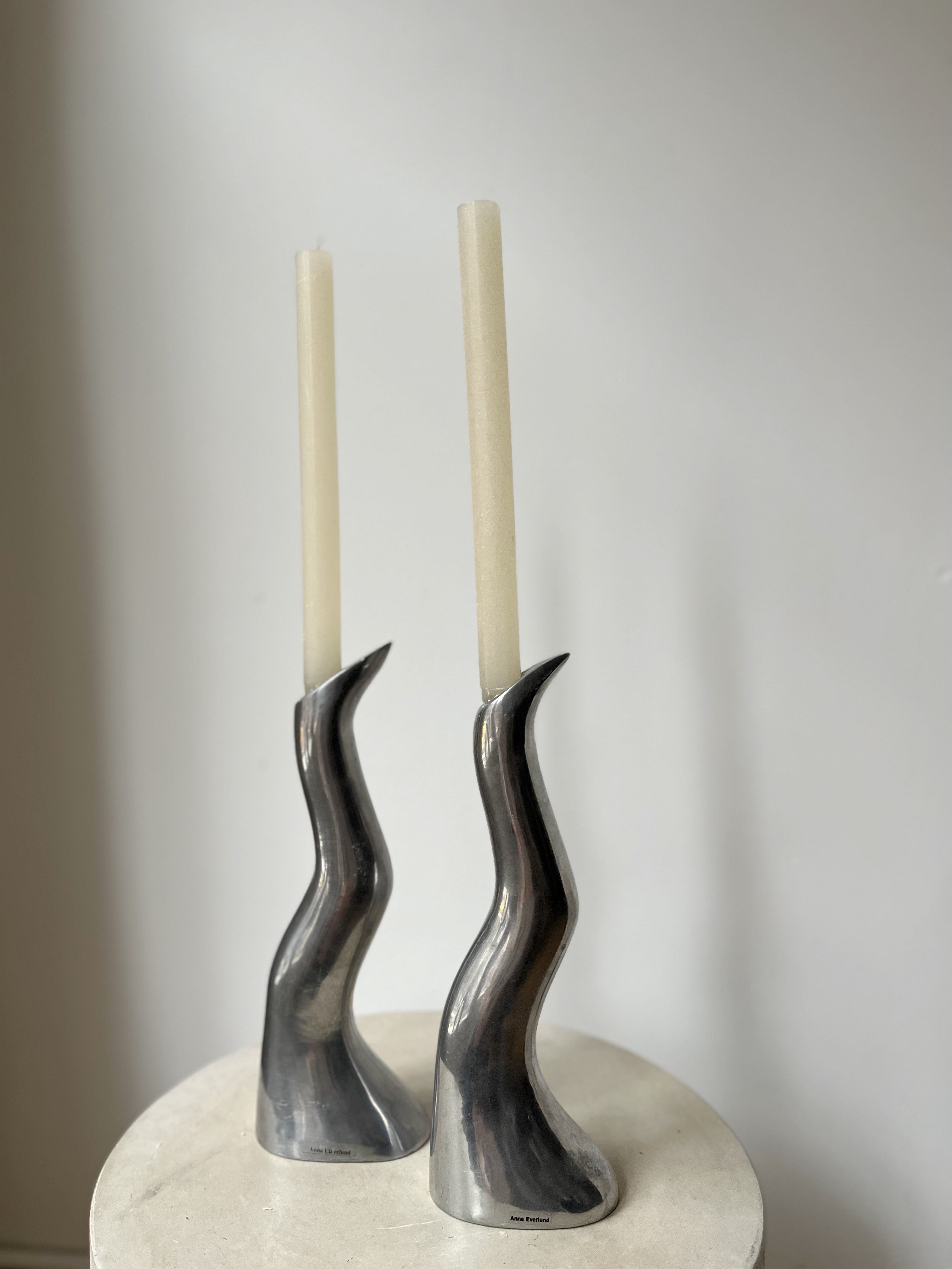 WAVE CANDLEHOLDER