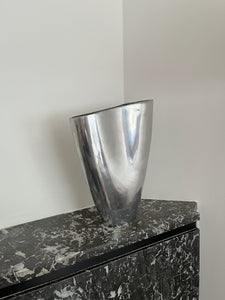 METAL VASE