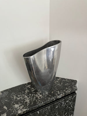 METAL VASE