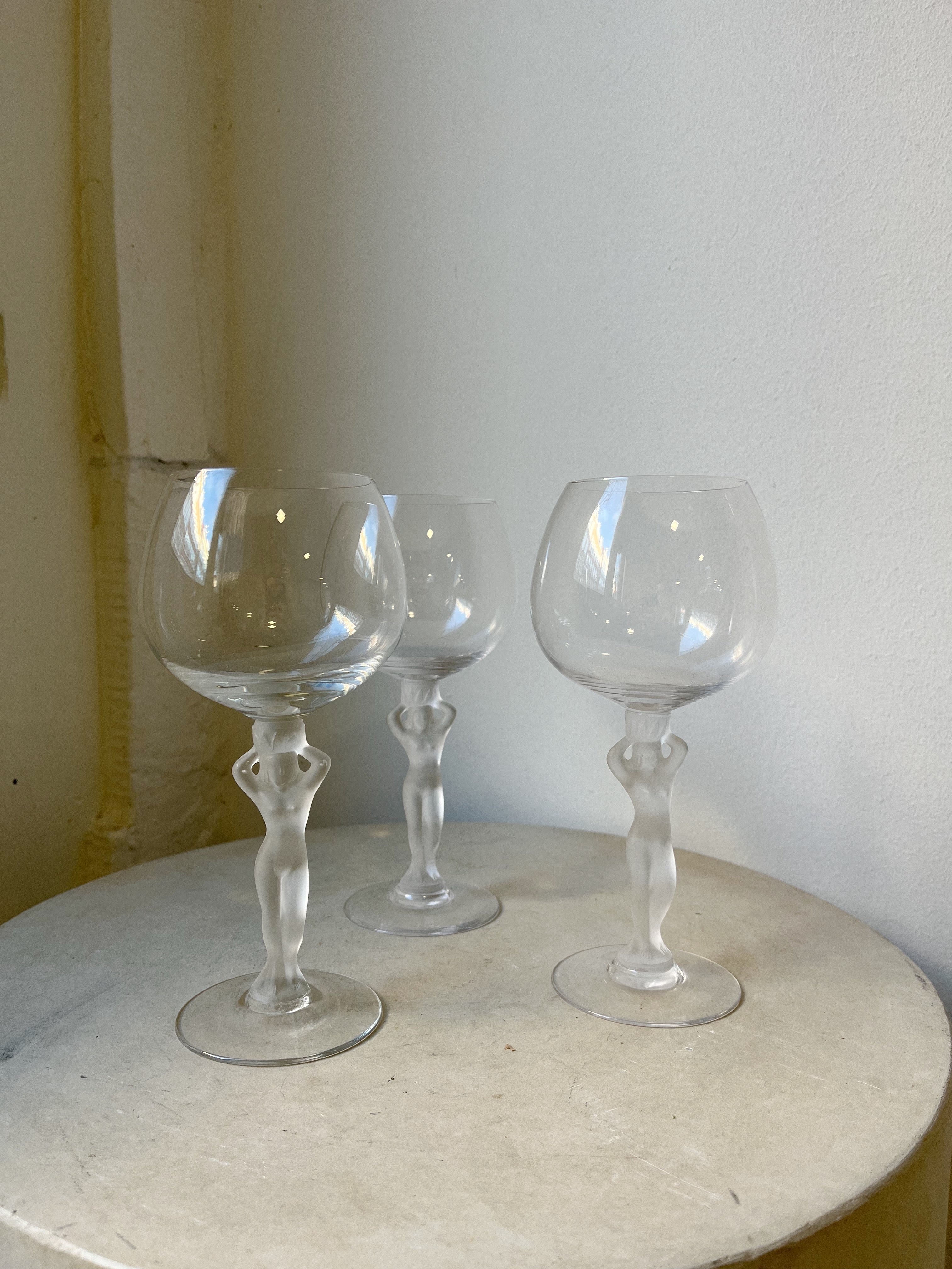 VINTAGE WINE GLASSES