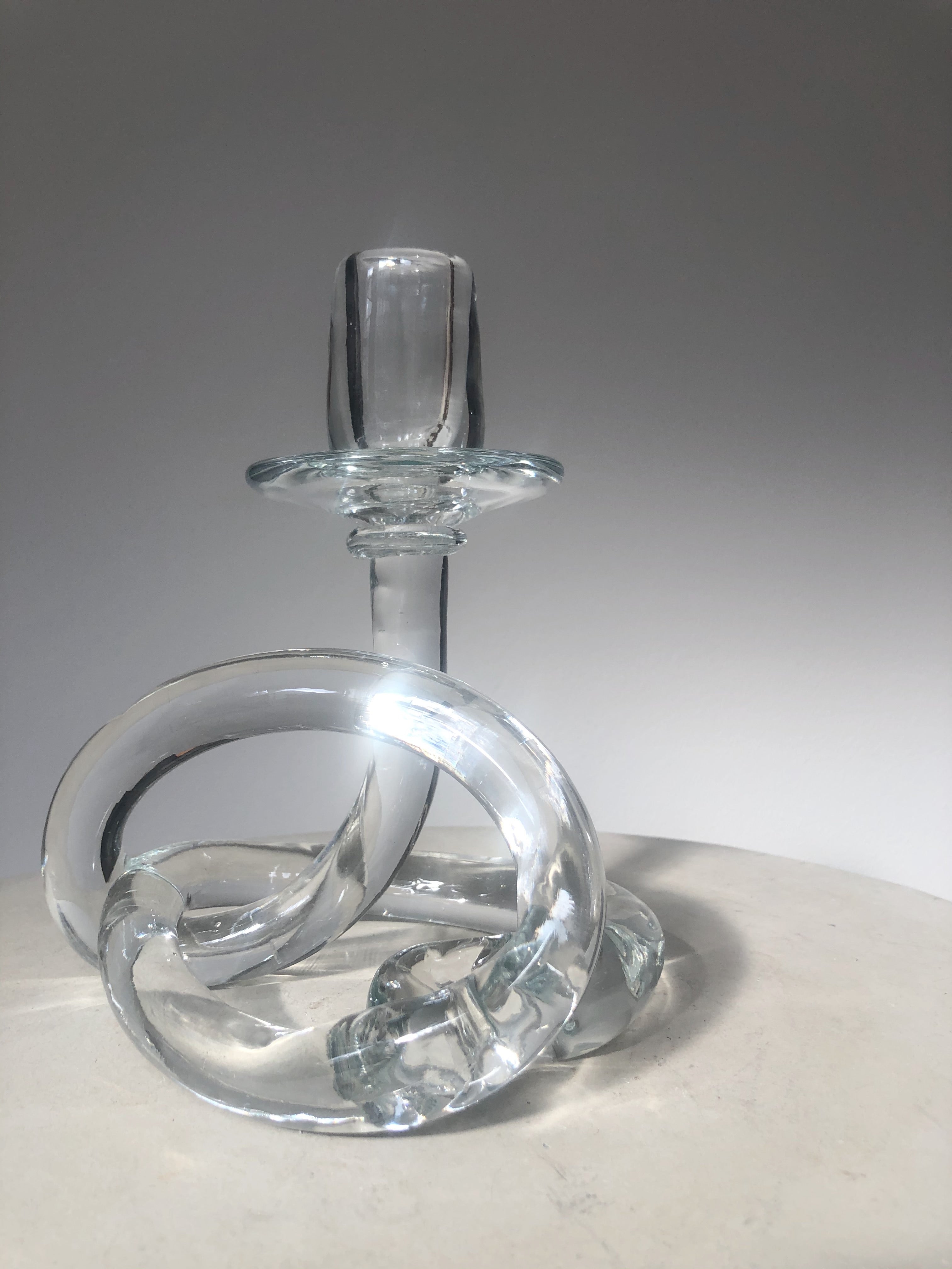 KNOTTED GLASS CANDLE HOLDER