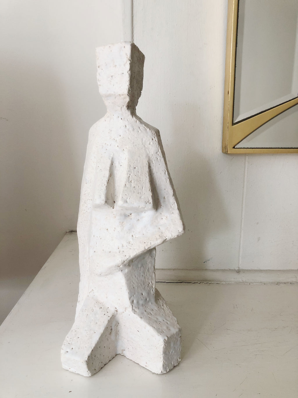 WOMAN SCULPTURE ART