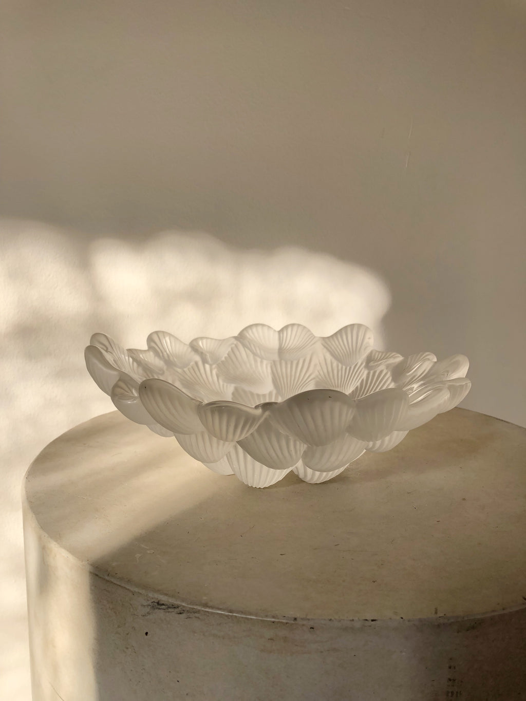 VINTAGE SHELL DISH