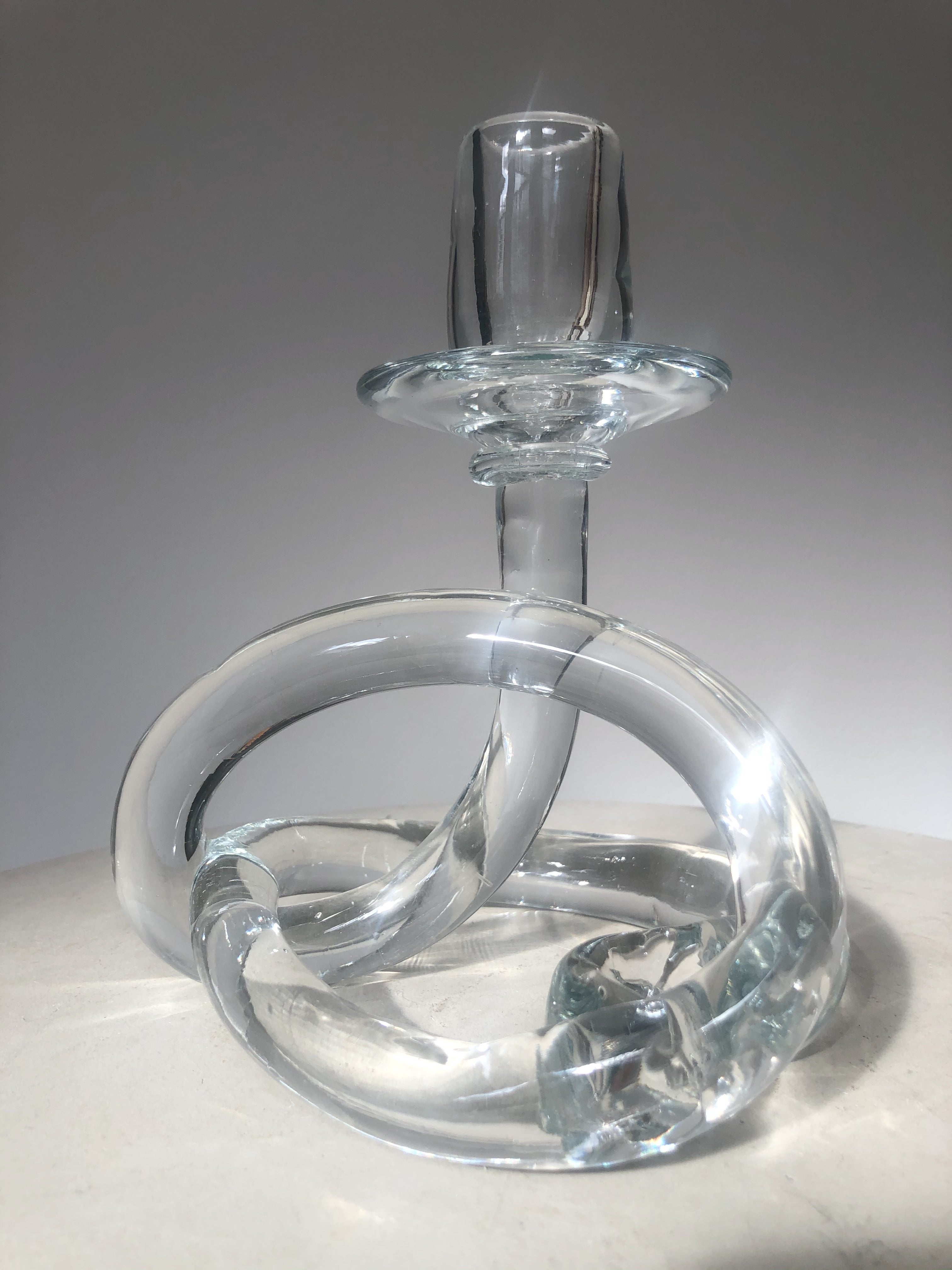 KNOTTED GLASS CANDLE HOLDER