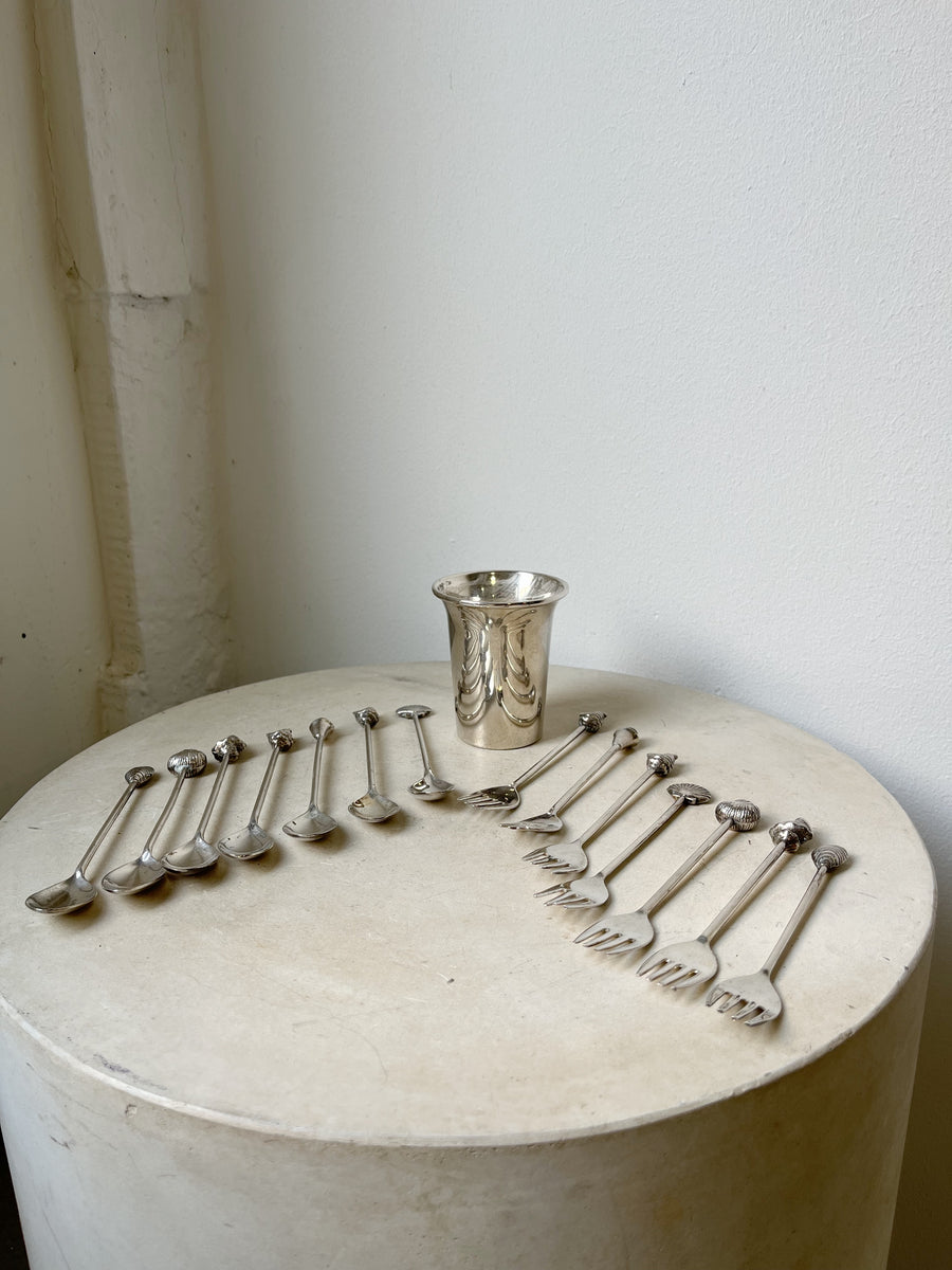 SHELL CUTLERY – Oddcollectors
