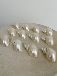 MOTHER OF PEARL NAPKINRINGS